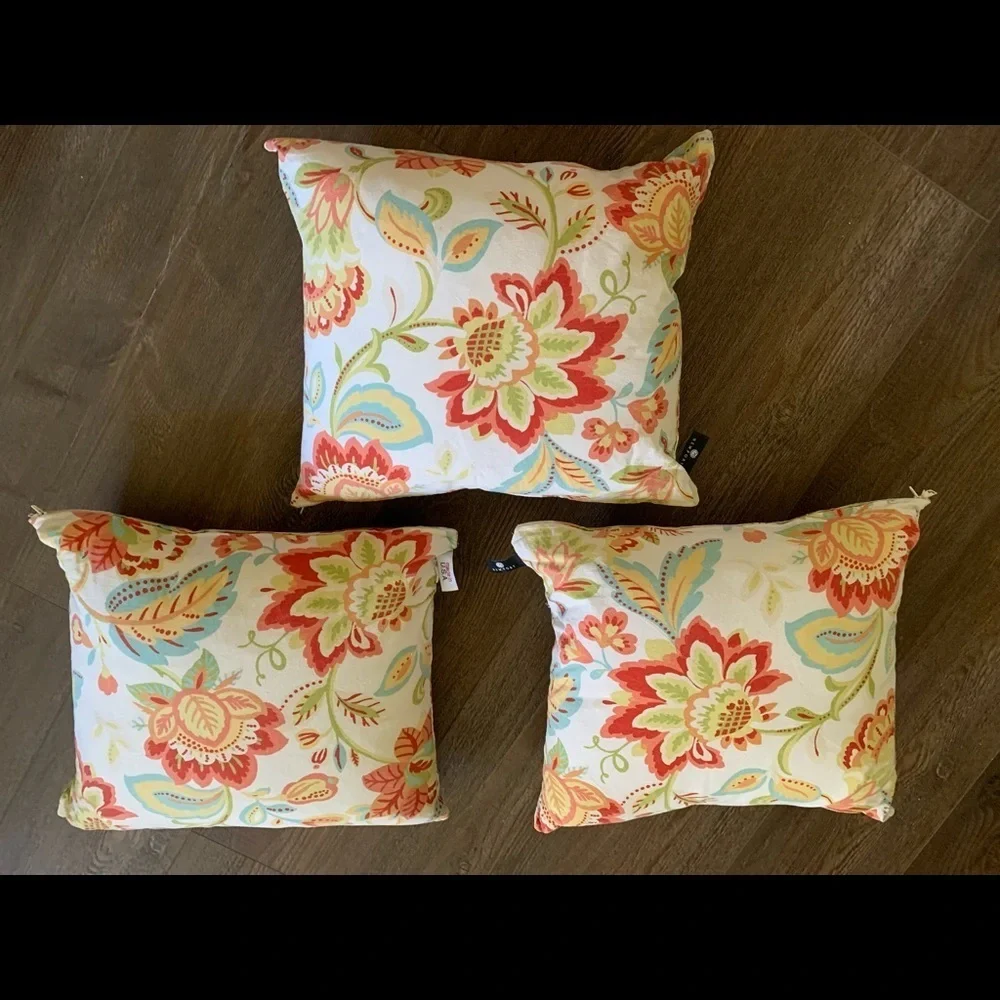 Floral Accent Pillow Set - Red, Green, Cream